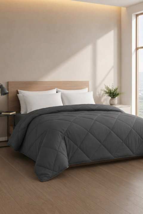 Reversible microfiber comforter