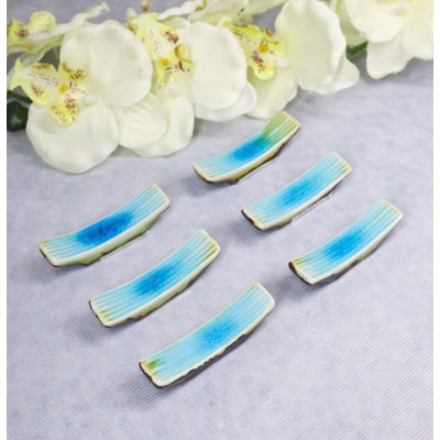 Paquet de 6 repose-baguettes en porcelaine bleue Aozora Kannyu Collection Hashioki