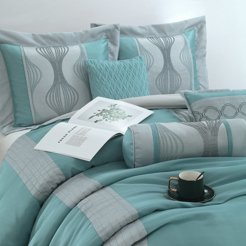 Ensemble d'édredon en jacquard en microfibre 15 pièces Kath, Bleu, Cal. King Comforter + 14 Additional Pieces