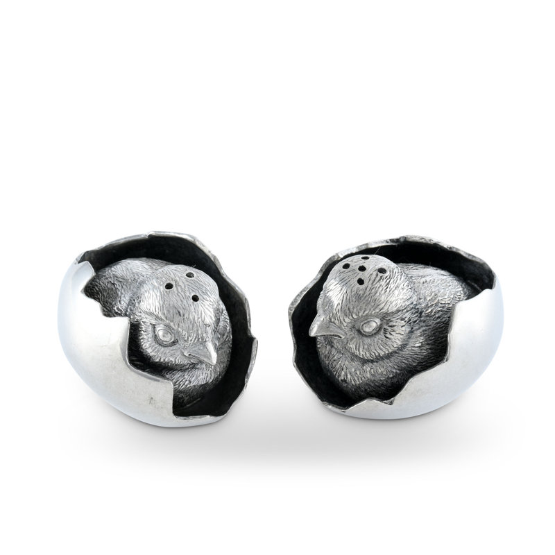 Garden Friends Salt And Pepper Shaker Set