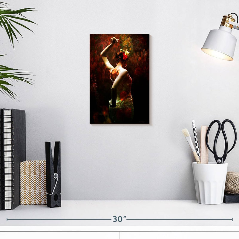 Danseuse de flamenco, H 12 po x l 8 po