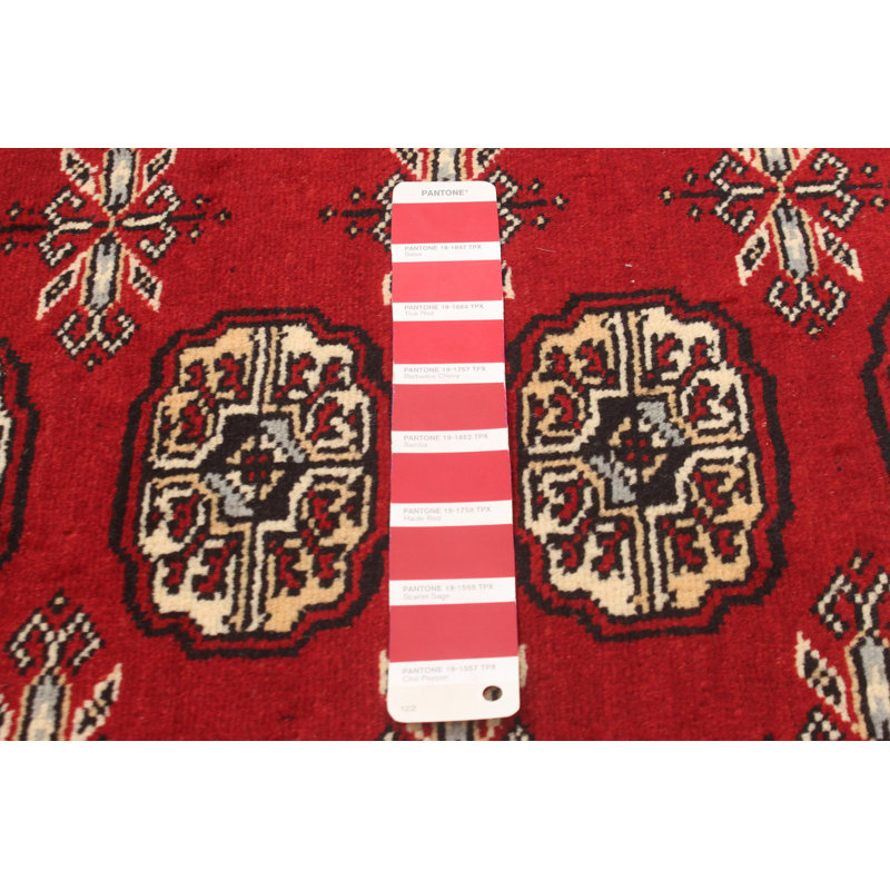 Tapis rouge foncé Malayka Peshawar Bokhara 2 pi 7 po x 4 pi 0 po