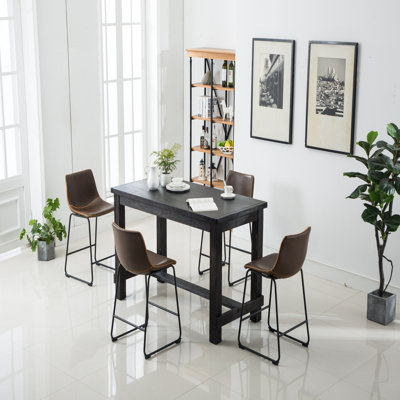 Ensemble de salle à manger à hauteur de comptoir industriel, table en bois patiné et chaises en cuir de polyuréthane, structure en métal
