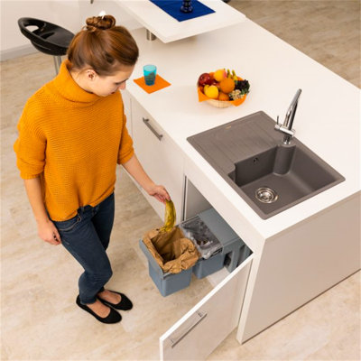 Ambach Pull Out/Under Counter Rubbish Bin