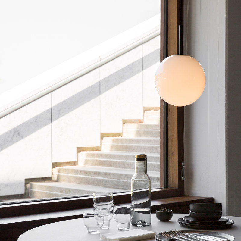 TR Bulb Series 1 - Light Pendant, Glossy White, Brushed Brass