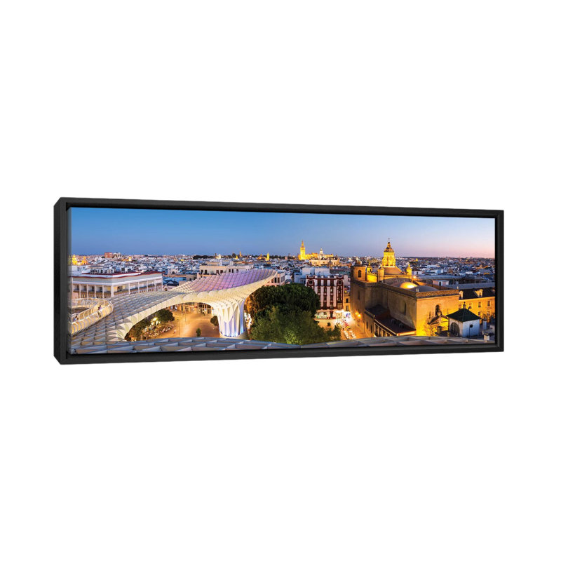 «Seville At Dusk, Andalusia, Espagne» par Matteo Colombo, impression sur toile, H 12 po x l 36 po x P 1,5 po, Cadre noir