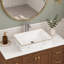 Lavabo-vasque rectangulaire en céramique, aspect marbre blanc, 48 cm (18,9 po) de largeur x 37 cm (14,56 po) de profondeur, avec bordure dorée et bonde standard de 4,4 cm (1,75 po).