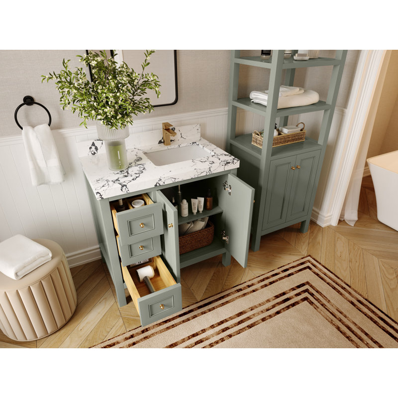 Nashville X P 22 po P 2 po. Calacatta Nuvo Quartz, Evergreen