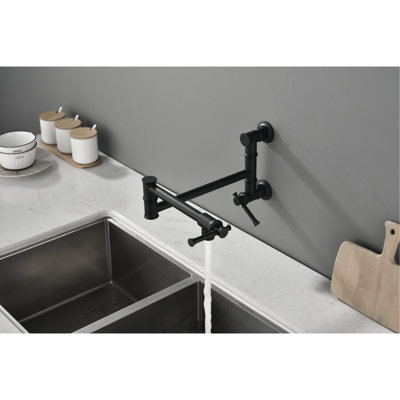 Robinet de robinet noir mat, laiton fixé au mur avec débit d'eau lisse et remplissage de surface, bras de finition pour un remplissage pratique