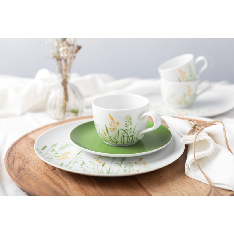 18 Piece Dinnerware Set - Service for 6