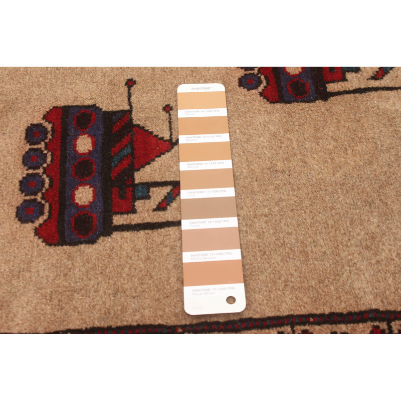 Tapis brun clair Rare War 6 pi 7 po x 9 pi 4 po