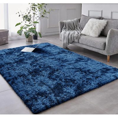 Amiliah Solid Colour Indoor / Outdoor Area Rug