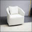 Fauteuil pivotant moderne à 360 degrés avec dossier haut, fauteuil d'appoint rembourré en velours beige pour le salon, la chambre à coucher et le bureau