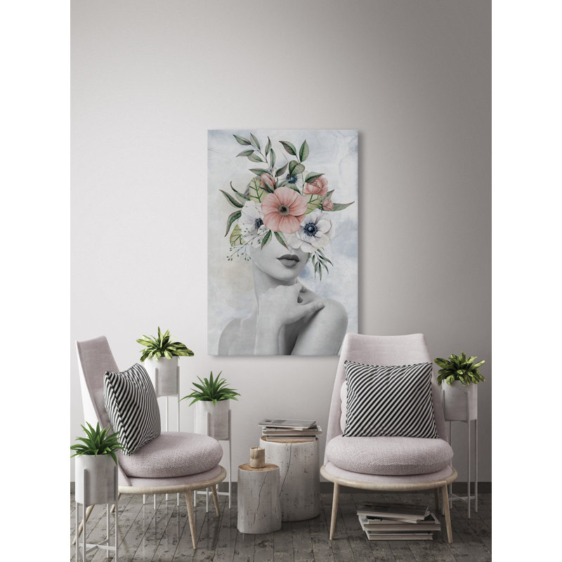 «Beauty Beyond» par - Impression sur toile tendue, H 12 po x l 8 po x P 1,5 po
