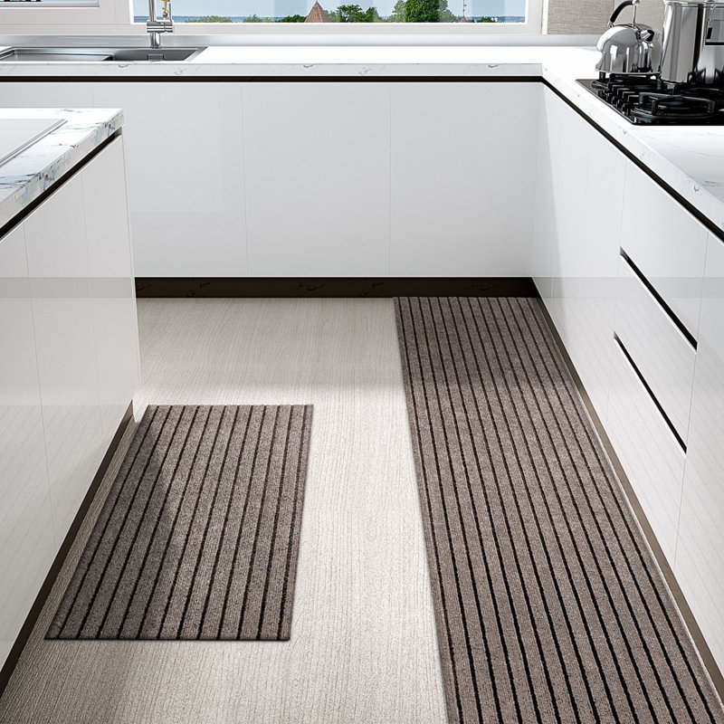 Tapis de cuisine Danyielle, Tapis de couloir 1 pi 5 po x 3 pi 3 po, Gris foncé