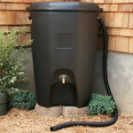 Rain Water Solutions 65 Gallons Weather Resistant Plastic Drainable Dual Overflow Rain Barrel and Hose