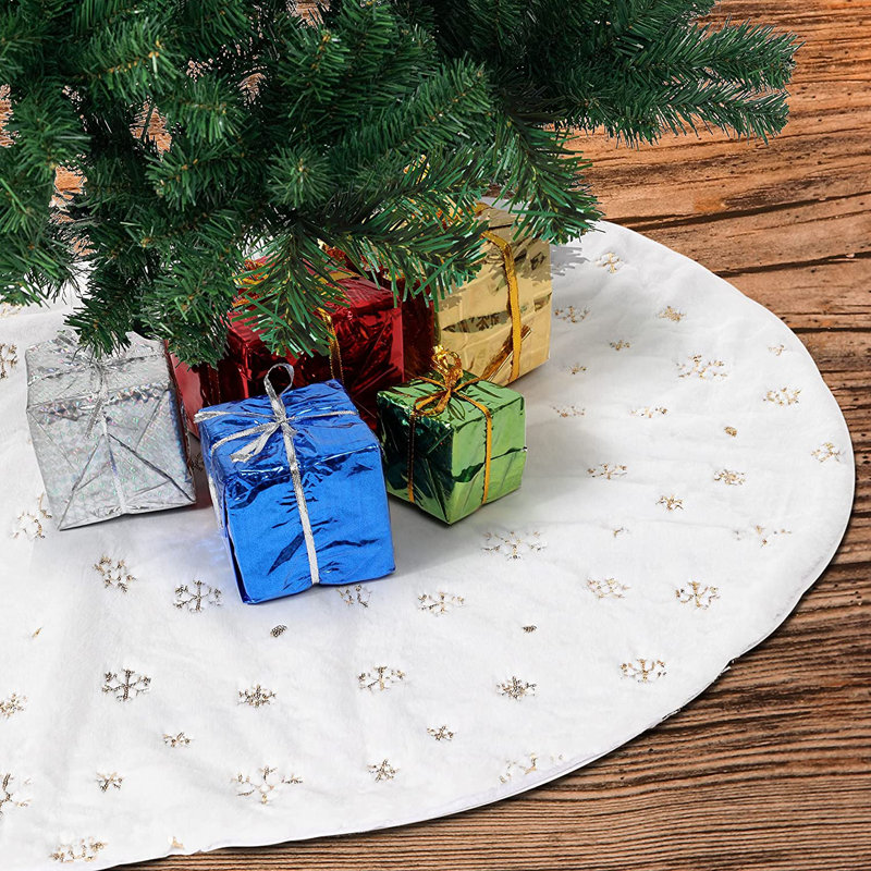 Cache-pied pour sapin