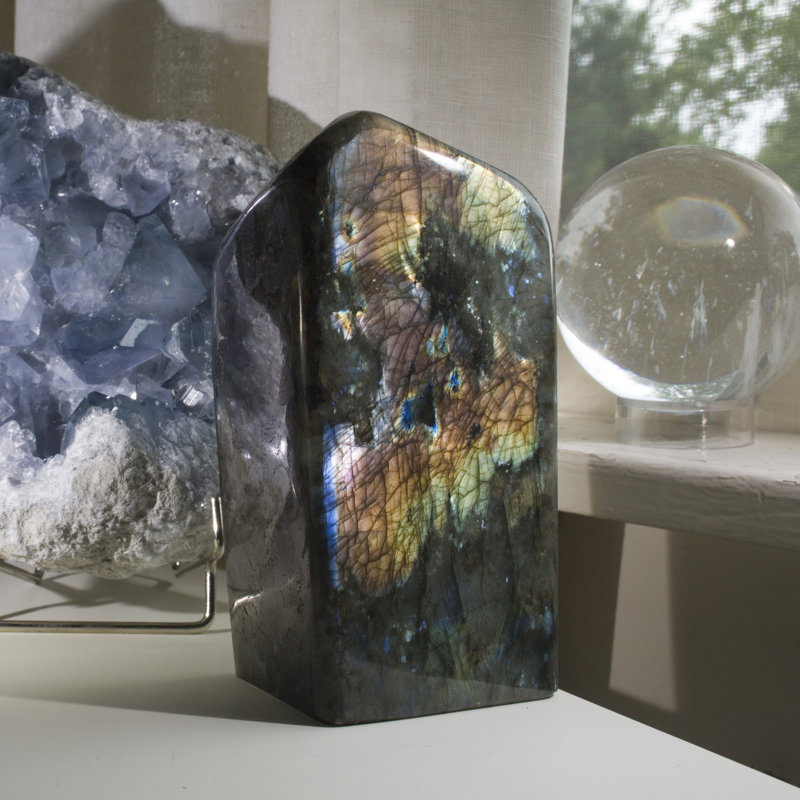 Tour Labradorite Adalaya polie naturellement irisée