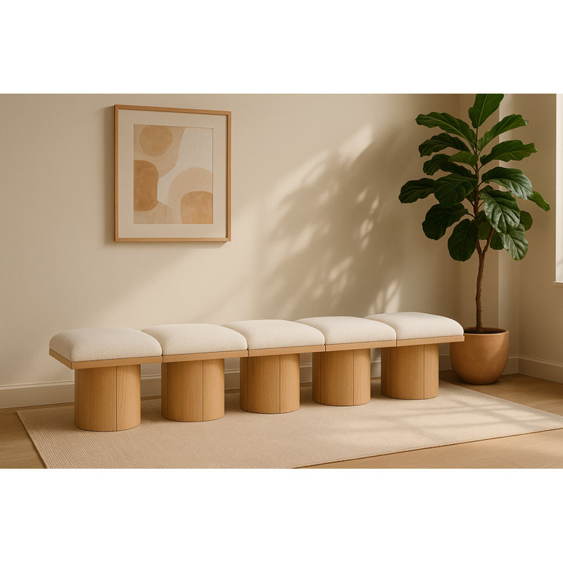 Banc rembourré Horatia, Tissu crème bouclé, Naturel, H 17,5 po x l 90 po x P 15,5 po