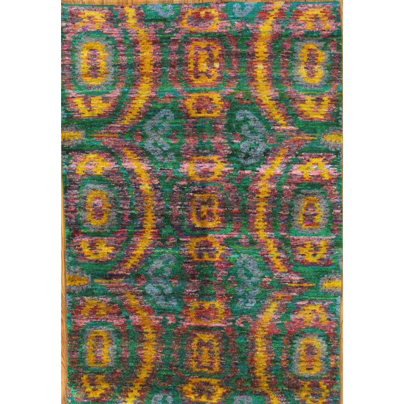 Vonshae Ikat Area Rug in Green