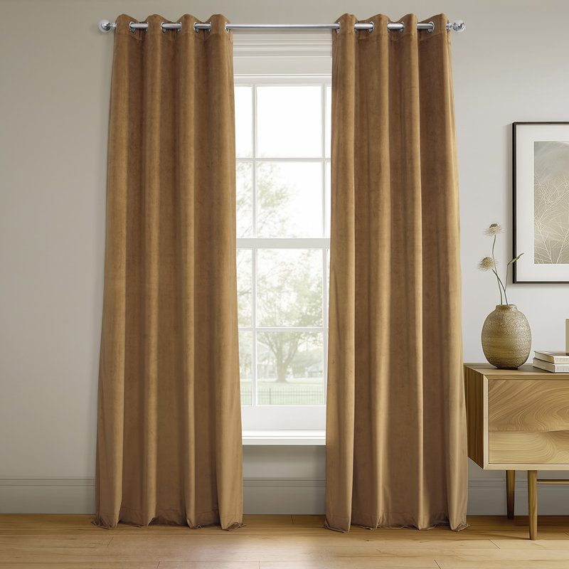 Panneau de rideau simple occultant en velours avec œillets pour chambre à coucher et salon Rafaelita Signature, Ambre doré