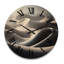 Horloge murale en bois massif Pateley-2089197713