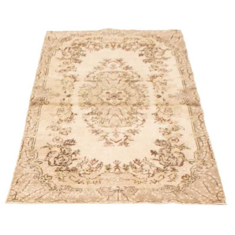 Tapis crème Malaylah Vintage 4 pi 0 po x 7 pi 1 po