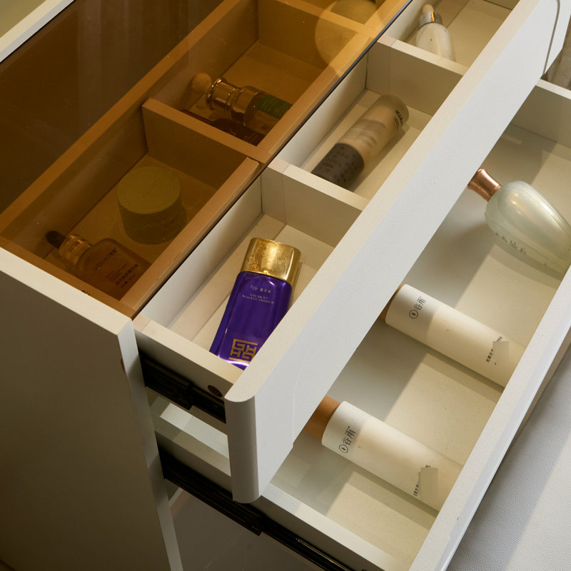 Meuble-lavabo 3 en 1 blanc avec tiroirs, miroir rabattable, tabouret rembourré, éclairage à DEL et rangement caché pour bureau visuel de chambre à coucher