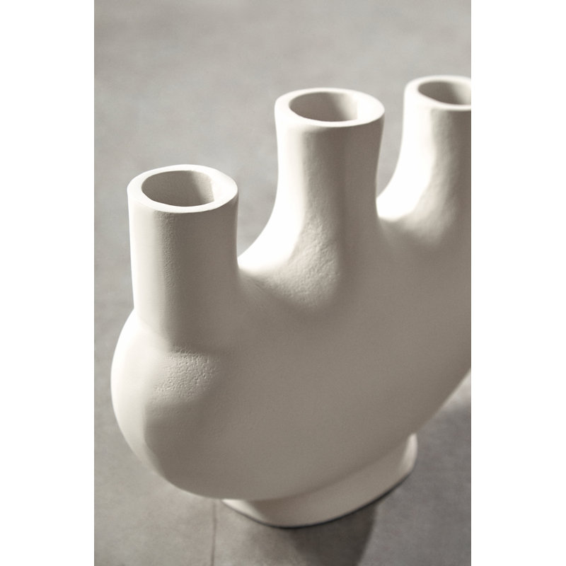 Desieree Aluminium Table Vase