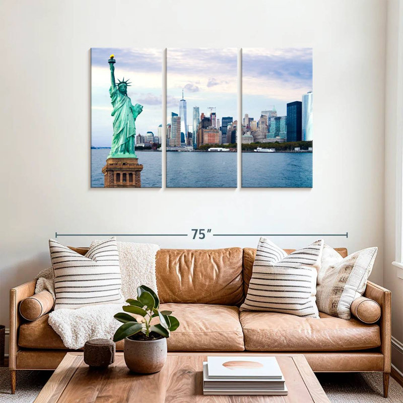 Sebbie NYC Wonders, 36" H x 57" W