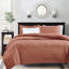 Couette réversible 3 pièces, grand lit/queen, rouge argile - Literie d'été et de chaleur, matelassée, garnissage en coton prélavé pour plus de douceur, comprend 2 taies d'oreiller, lavable à la machine.