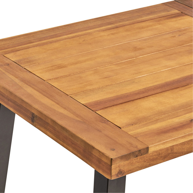 Splendide table de salle à manger industrielle moderne avec plateforme en bois et structure en métal
