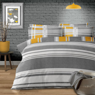 Striped Duvet Cover Set with Pillowcases Included