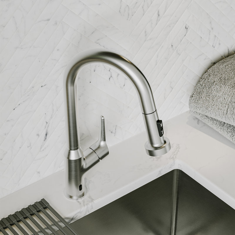 Robinet de cuisine à poignée simple Karran Scottsdale, Acier Inoxydable