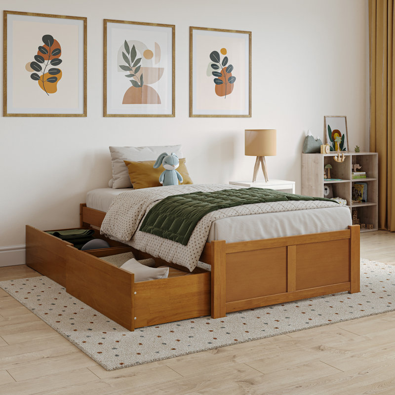Grand lit plateforme en bois massif Concord avec pied de lit et tiroirs de rangement en caramel clair, Simple, Caramel clair