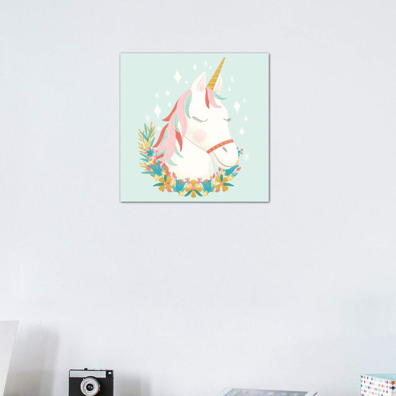 «Unicorns and Flowers I» par Noonday Design - reproduction d'art, H 37 po x l 37 po x P 1,5 po, Toile tendue, Pas de tapis
