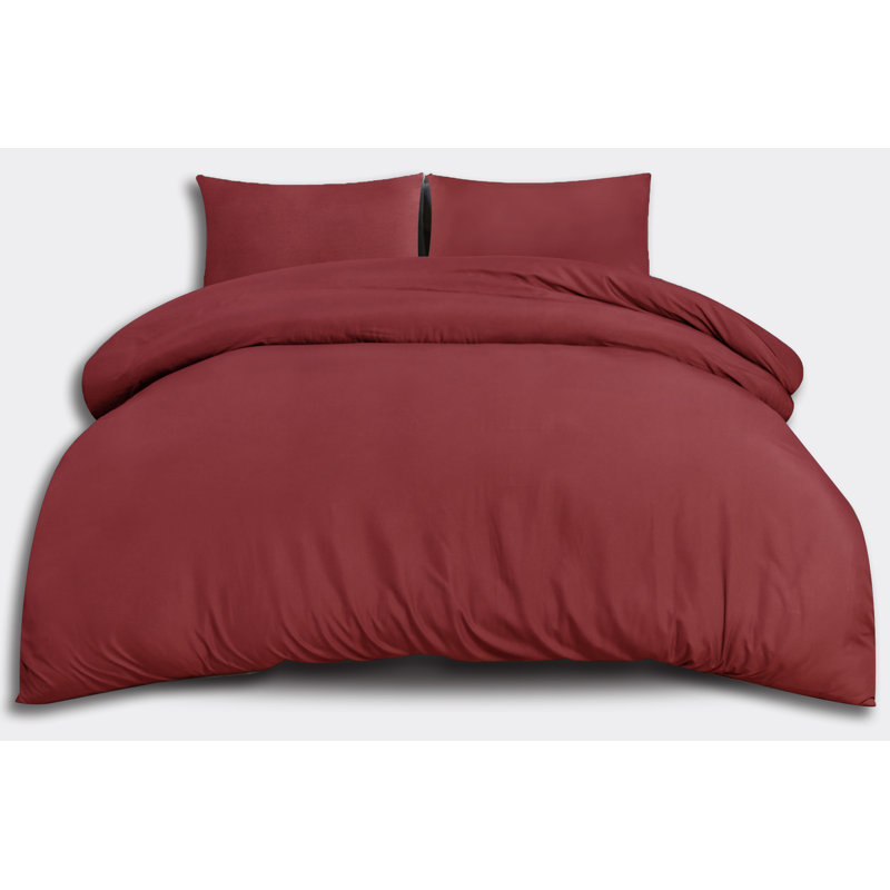 Jermelle Microfiber Solid Colour Duvet Cover Set with Pillowcases, Burgundy