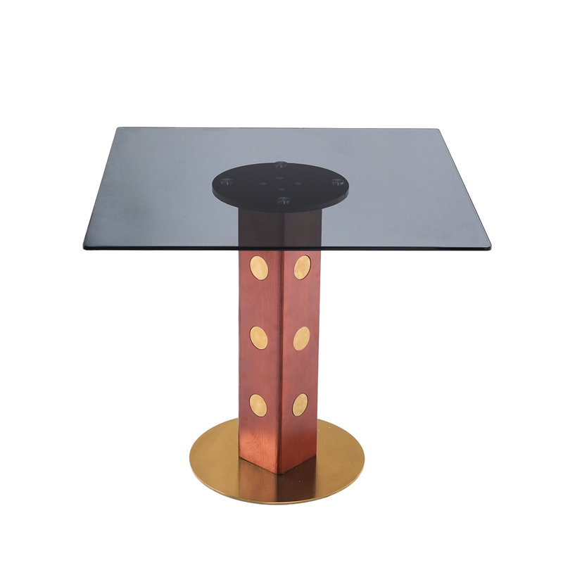 Table carrée moderne en verre trempé 33,5 po avec pieds en bois et base dorée pour 2 personnes dans les petites cuisines