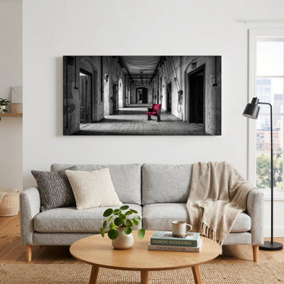 Ensemble de 1 tableau sur toile représentant une chaise rouge
