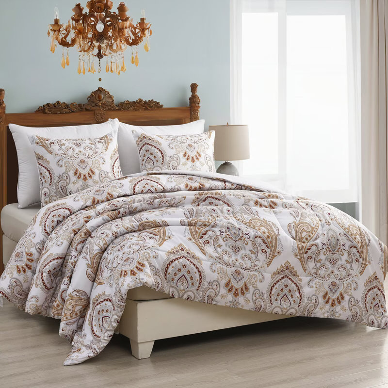 Down Alternative Patterned Comforter Set with Paisley Print, Queen Comforter + 2 Shams