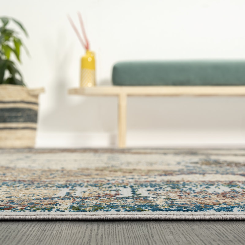 Lydian Oriental Area Rug in Blue, Rectangle 2' x 3'