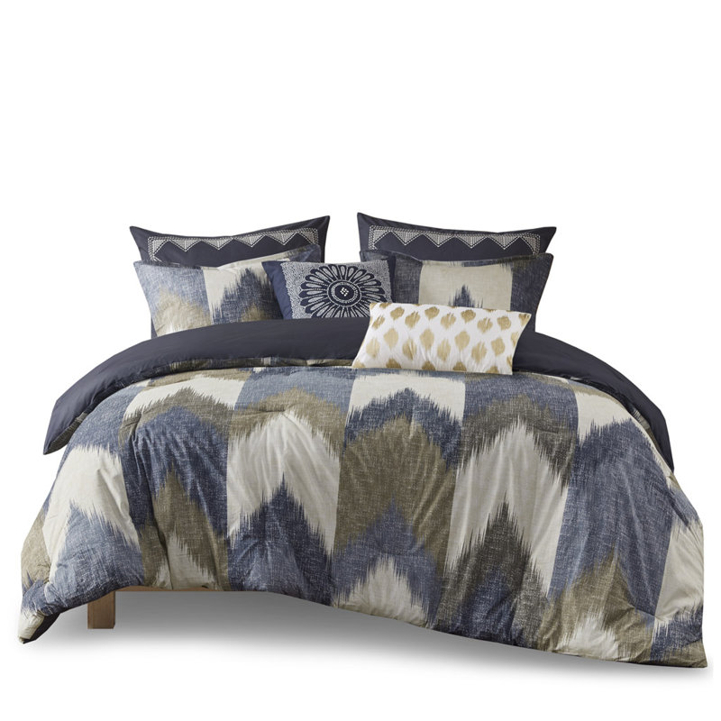 Heise Ikat Chevron Comforter Set, Navy, Full/Queen Comforter + 2 Standard Shams