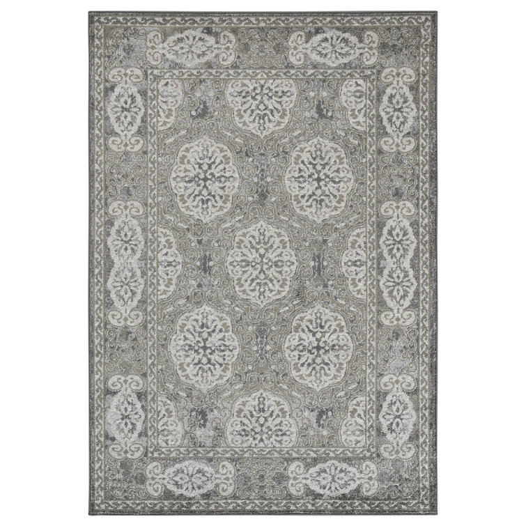 Honig Traditional Medallion Low Pile Performance Area Rug