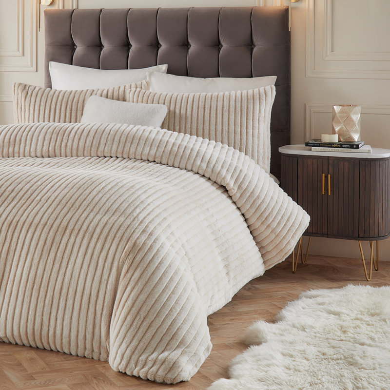 Alpine Polyester Striped Duvet Cover Set with Pillowcases Included, Double Duvet Cover + 2 Standard Pillowcases, Champagne