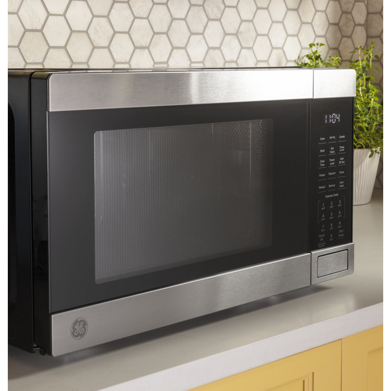GE 1.0 Cu. Ft. Capacity Countertop Convection Microwave Oven With Air Fry