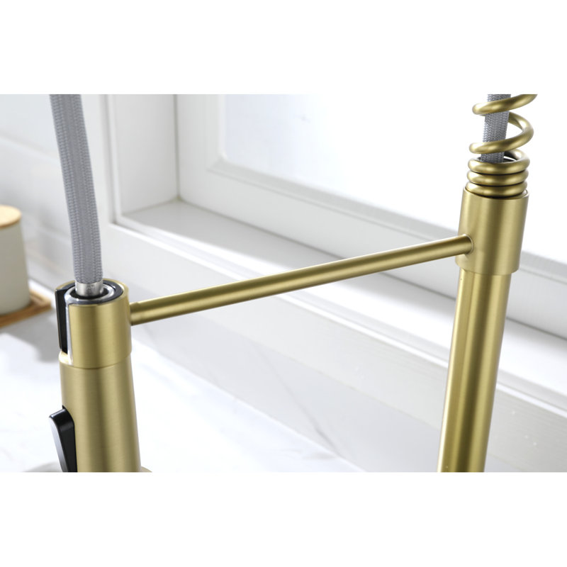 Kitchen Faucet With Pull Out Spraye