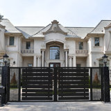 BLACK Metal Gate