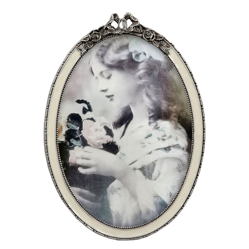 Broadoaks Silver Metal Wall Mounted Picture Frame