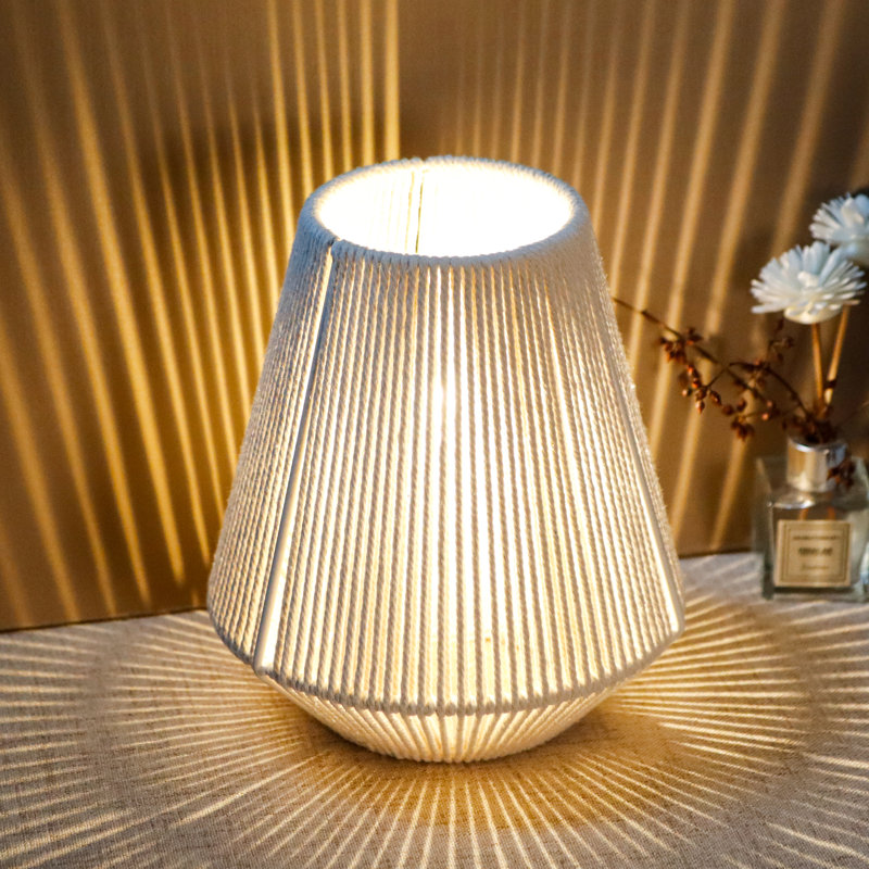 Lampe de chevet tissée en corde de coton H 8 po JHY DESIGN?