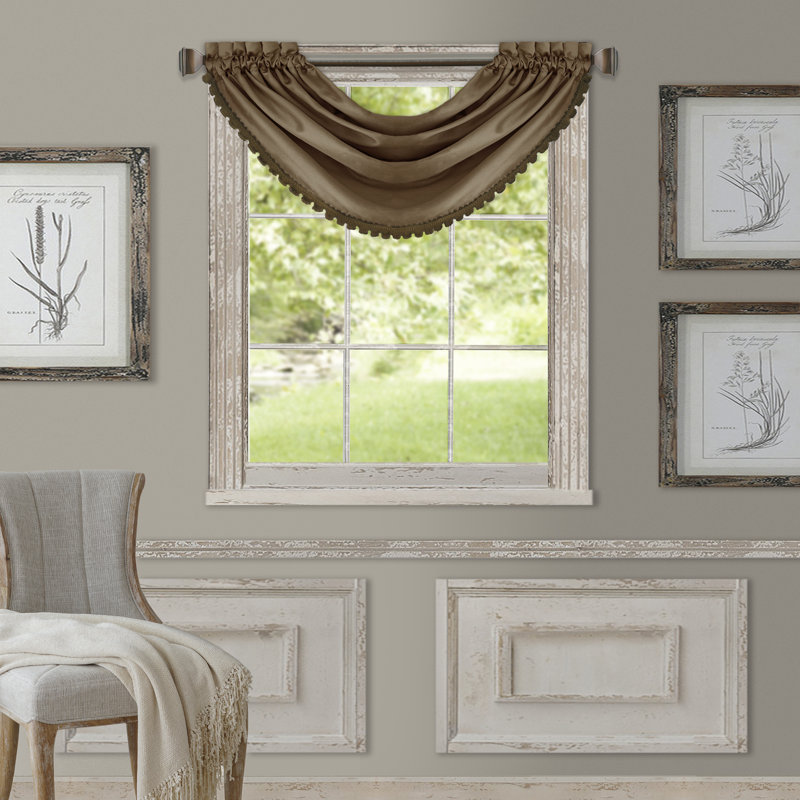 Ardmore Scalloped Window Valance, Antique Gold